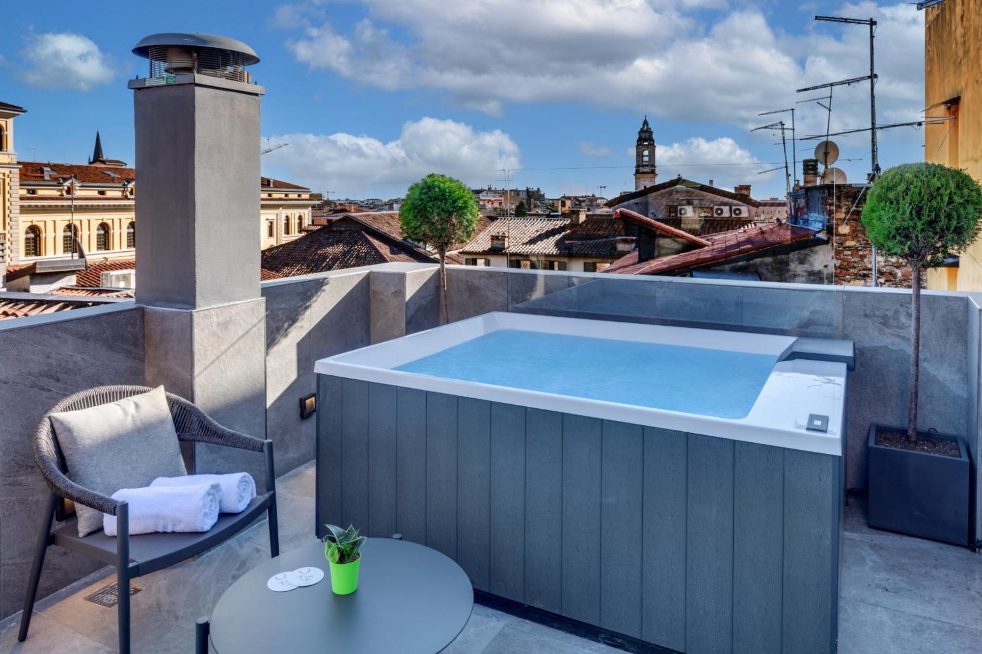 Forum Suites Verona Exteriör bild